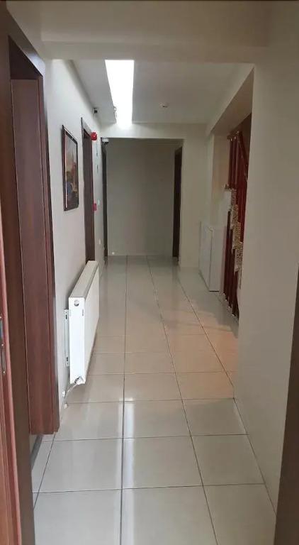 Боябат: Mentes Otel
