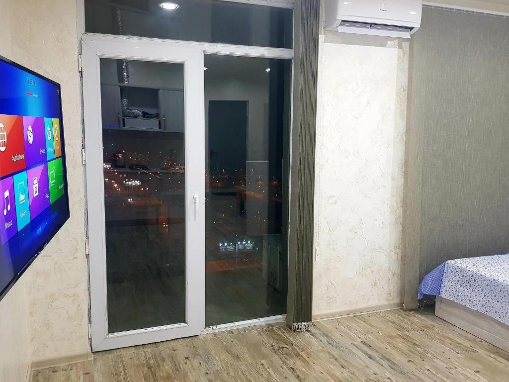 Батуми: Orient Lux Apartments With Sea View