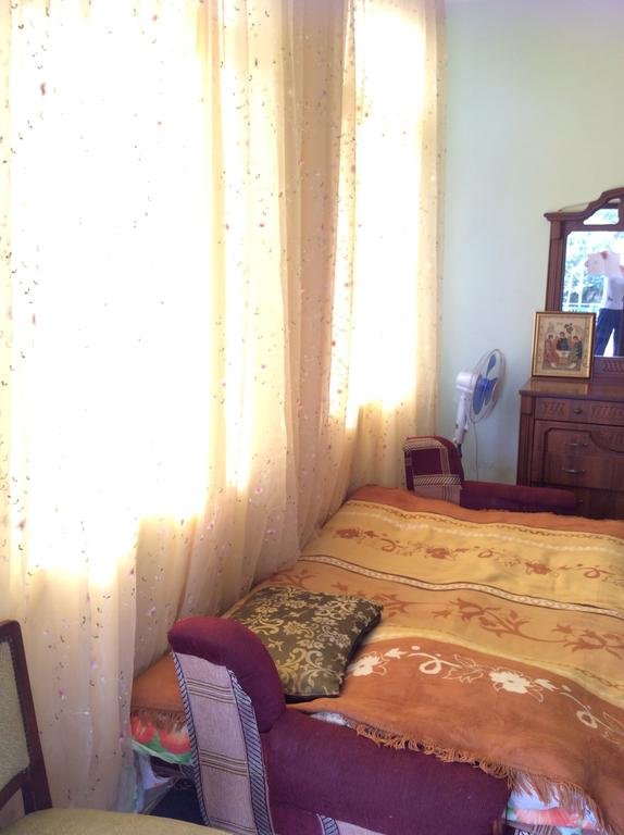 Очамчира: V Kingi Guest House
