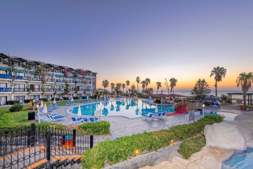 Чамьюва: Barut Hotels Labada