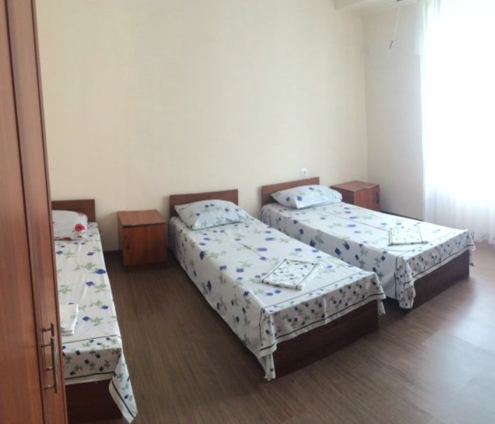 Гагра: Na Ulitse Abazgaa Apartments