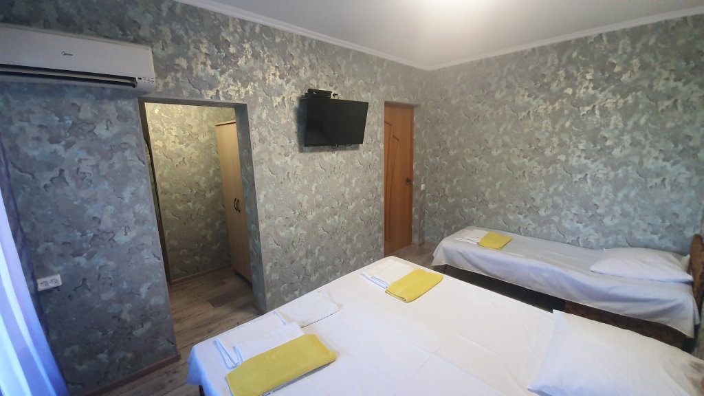 Багрипш: River Hotel