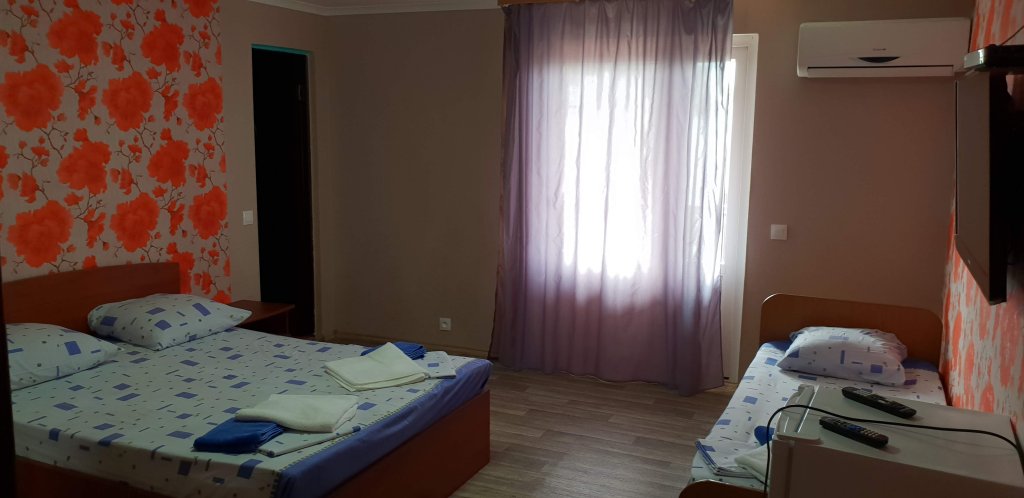Багрипш: River Hotel