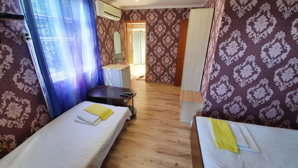 Багрипш: River Hotel