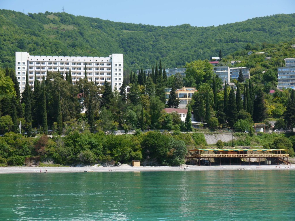 Багрипш: River Hotel
