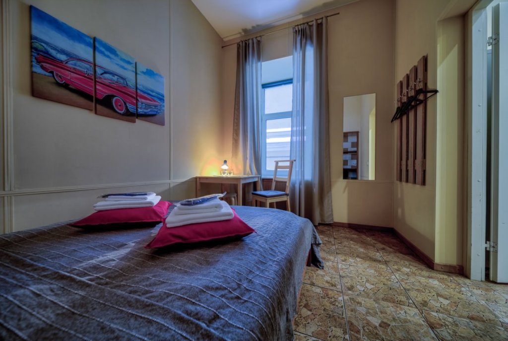 Санкт-Петербург: Guroo Hostel