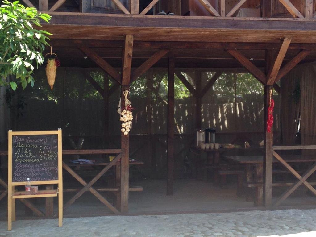 Молочный: Na Fabrichnoj Guest House
