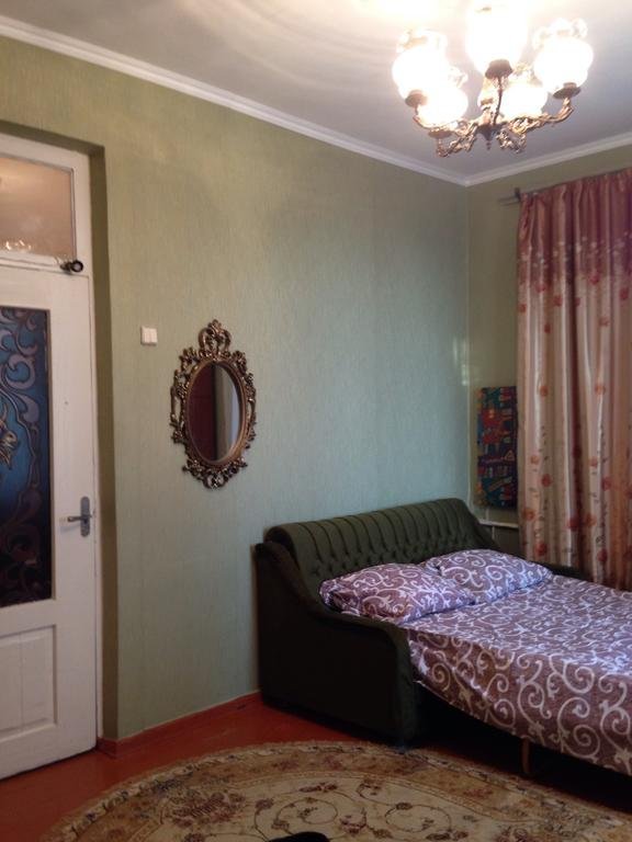 Гагра: Holiday Home on Bestuzhego Marlinskogo 3 Guest House