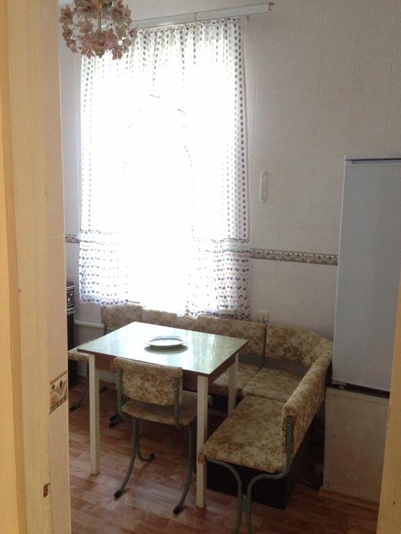 Гагра: Holiday Home on Bestuzhego Marlinskogo 3 Guest House