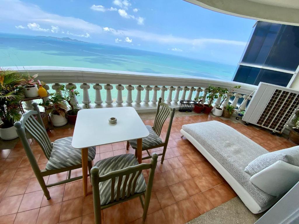 Паттайя: Sky Beach
