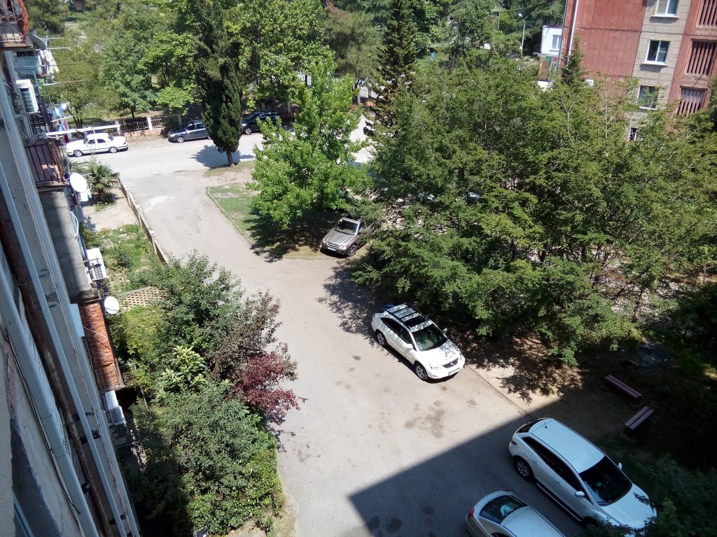 Пицунда: Trehkomnatnaya Kvartira Apartments