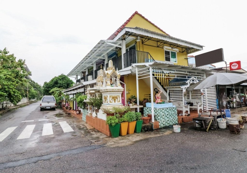 Бангкок: NIDA Rooms Wisdom Sikan 22 at Baan Khunpae Donmuang