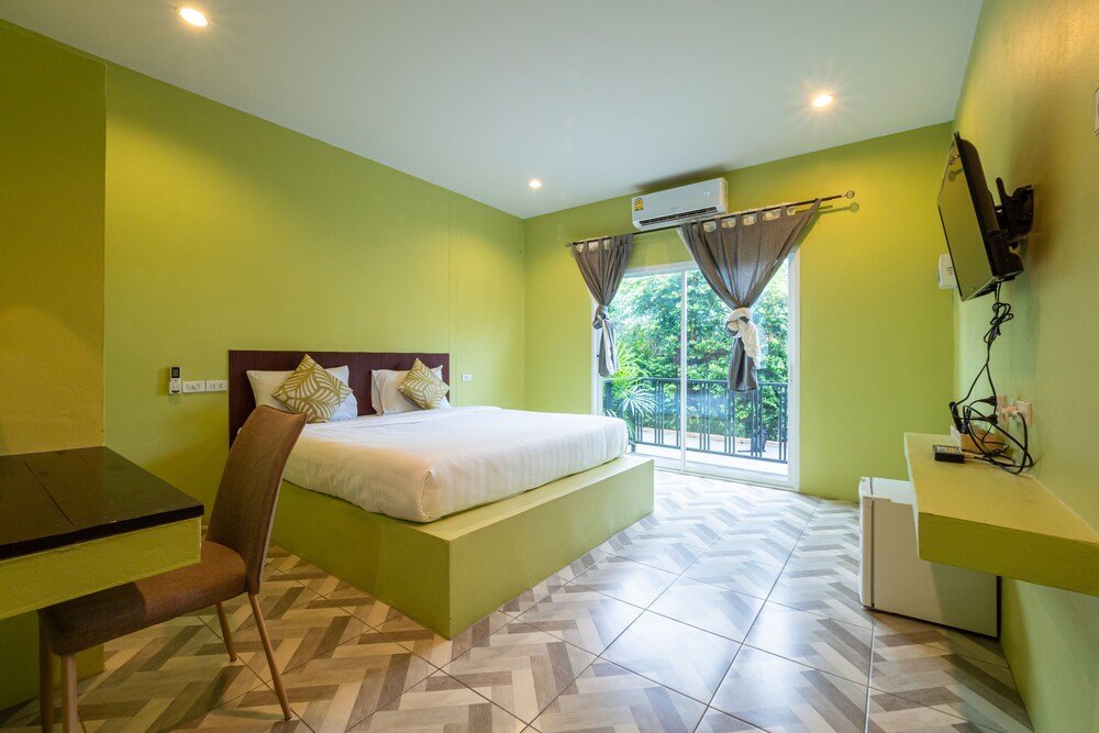 Паттайя: Sky Hip Resort