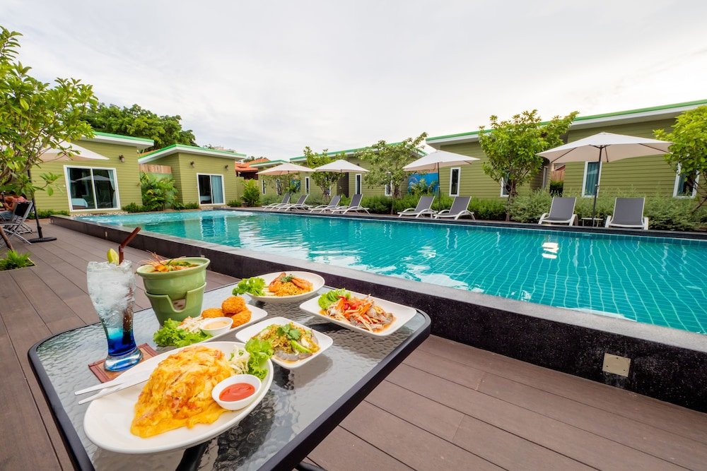 Паттайя: Sky Hip Resort