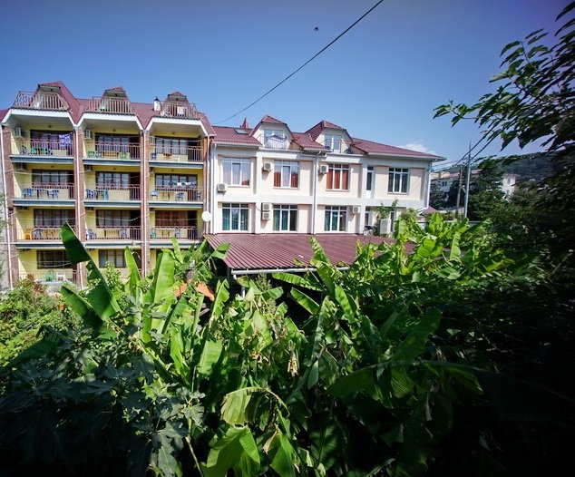 Шепси: Tower House