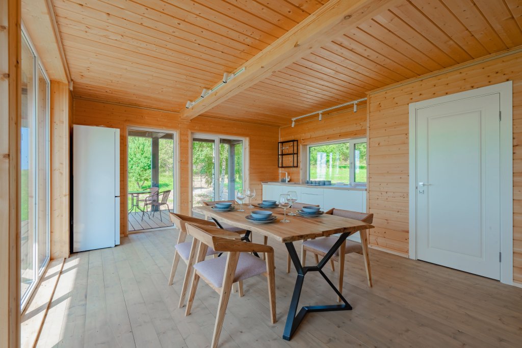 Переславль-Залесский: S Panoramnym Vidom Na Ozero Maly Guest house