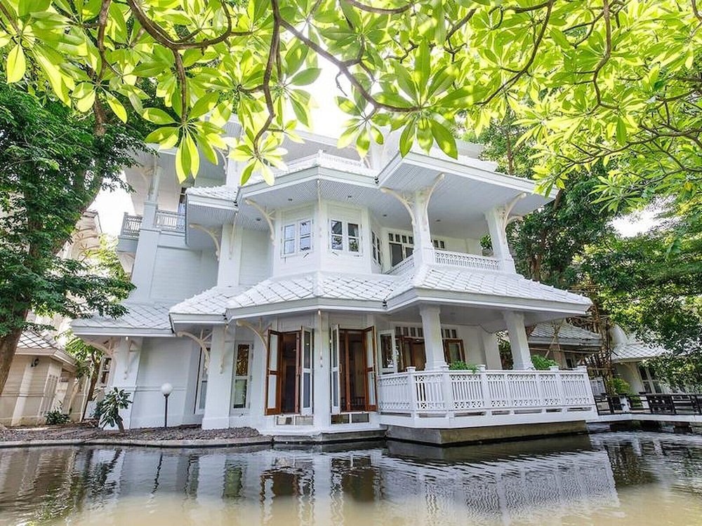 Бангкок: Royal Riverside Villa River View Suite