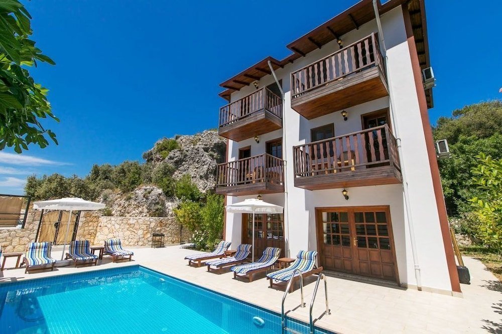 Исламлар: Villa Madera