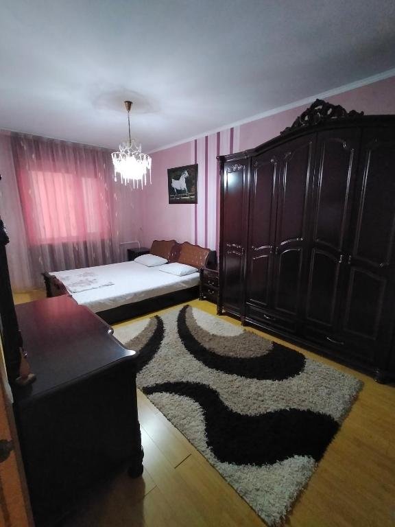 Актау: 3 Ком Квартира 15-21,Недалеко От Набережнои
