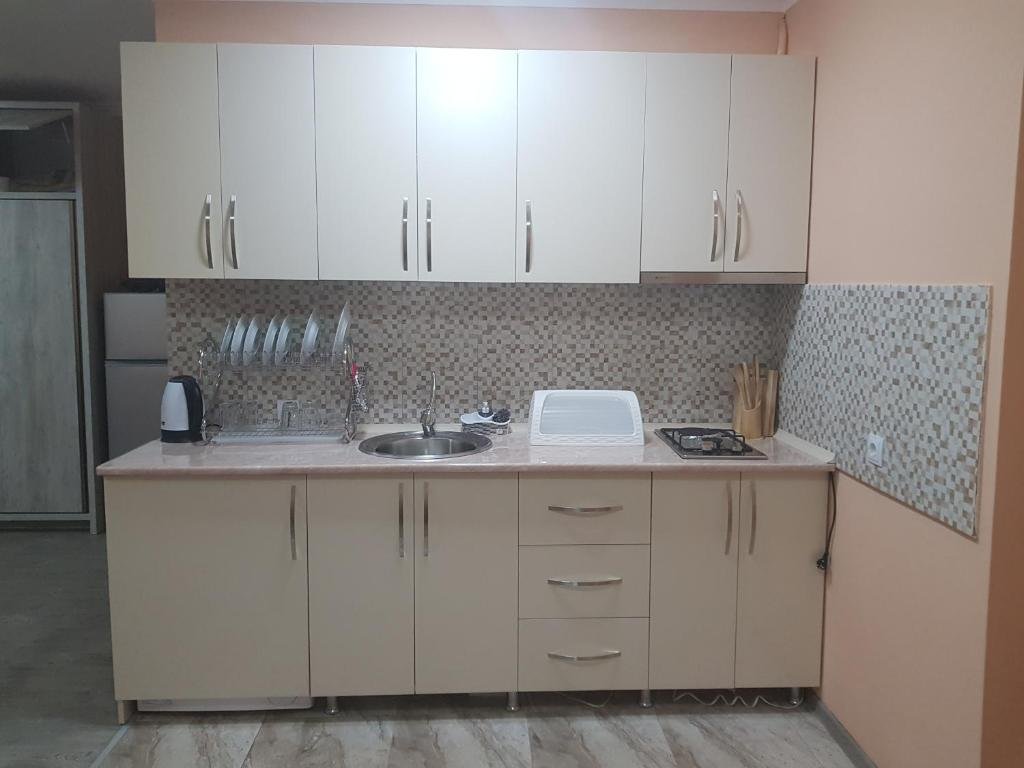 Батуми: Qeti's Apartment in Batumi - Angisa