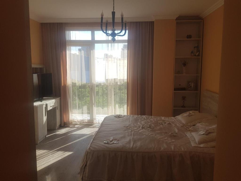 Батуми: Qeti's Apartment in Batumi - Angisa