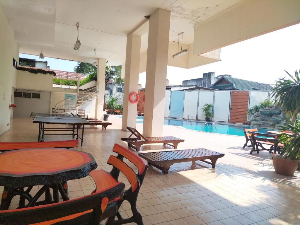 Чиангмай: Near old city,Nimman,night Bazaar swimming pool apartment 25
