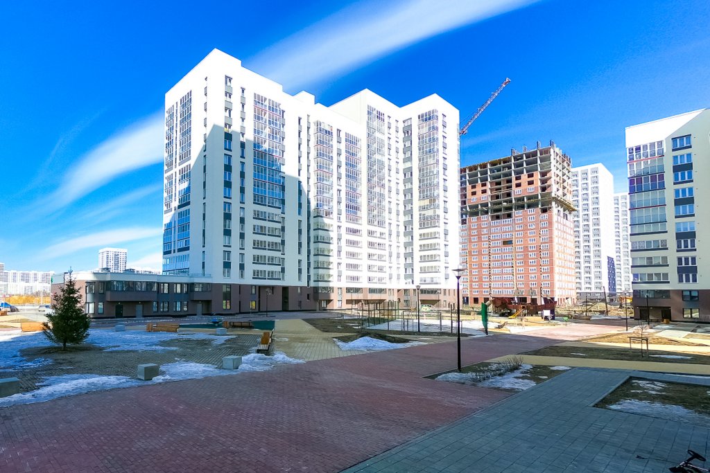 Екатеринбург: Apartments on Akademika Parina street 46/5