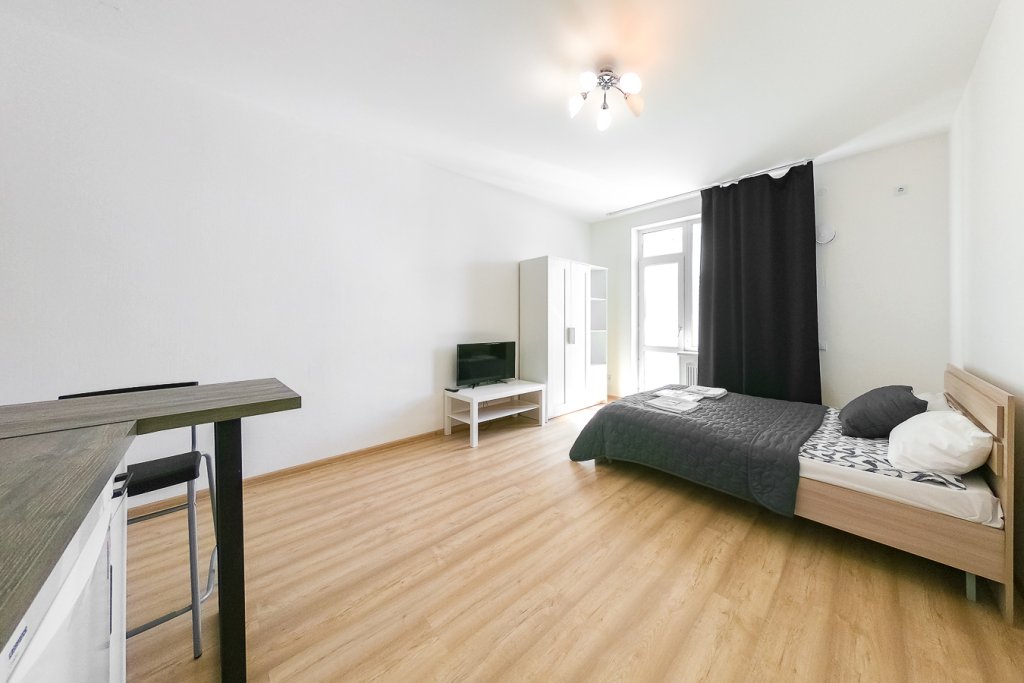 Екатеринбург: Apartments on Akademika Parina street 46/5