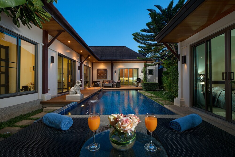Муанг: Villa Ambon