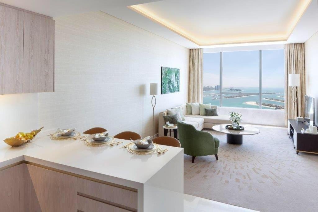 Дубай: Hvr the Palm Dubai
