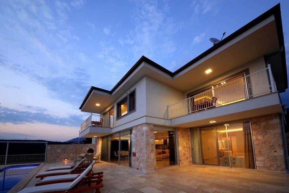 Исламлар: Villa Likya
