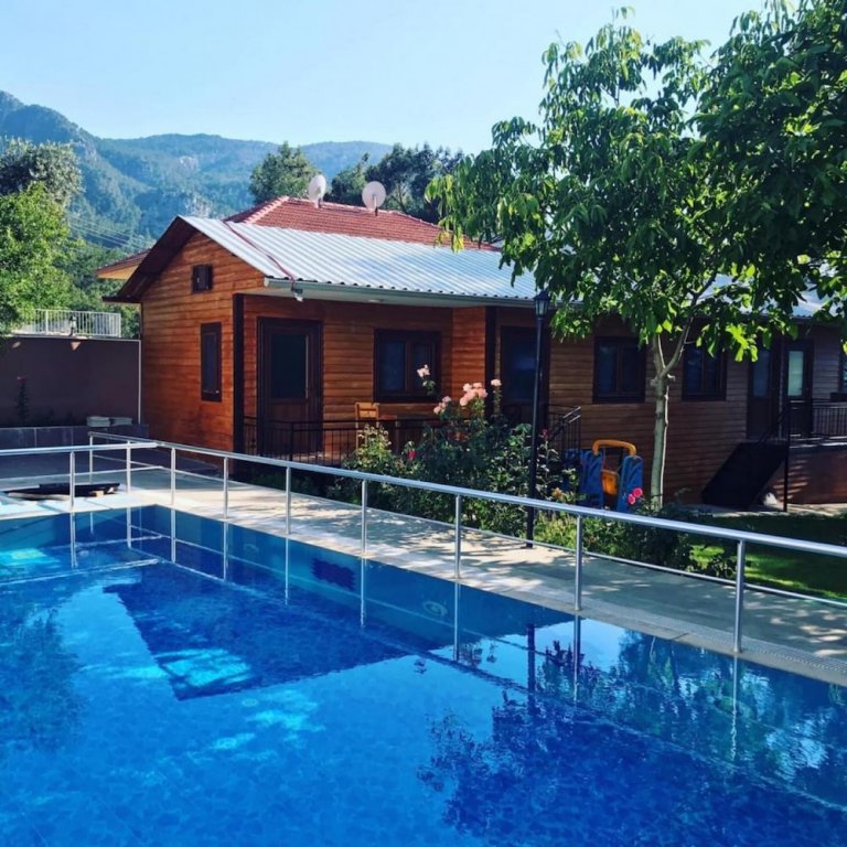 Tiny House With Pool and Terrace in Konyaalti — фото 3