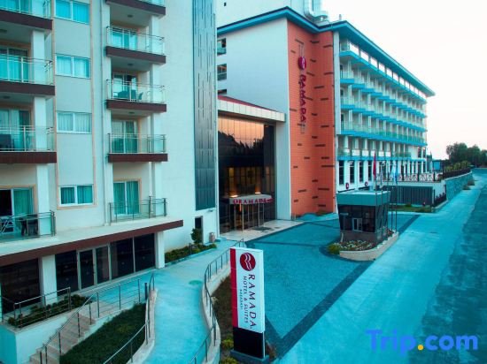 Кушадасы: Ramada Hotel and Suites by Wyndham Kusadasi