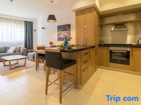 Кушадасы: Ramada Hotel and Suites by Wyndham Kusadasi