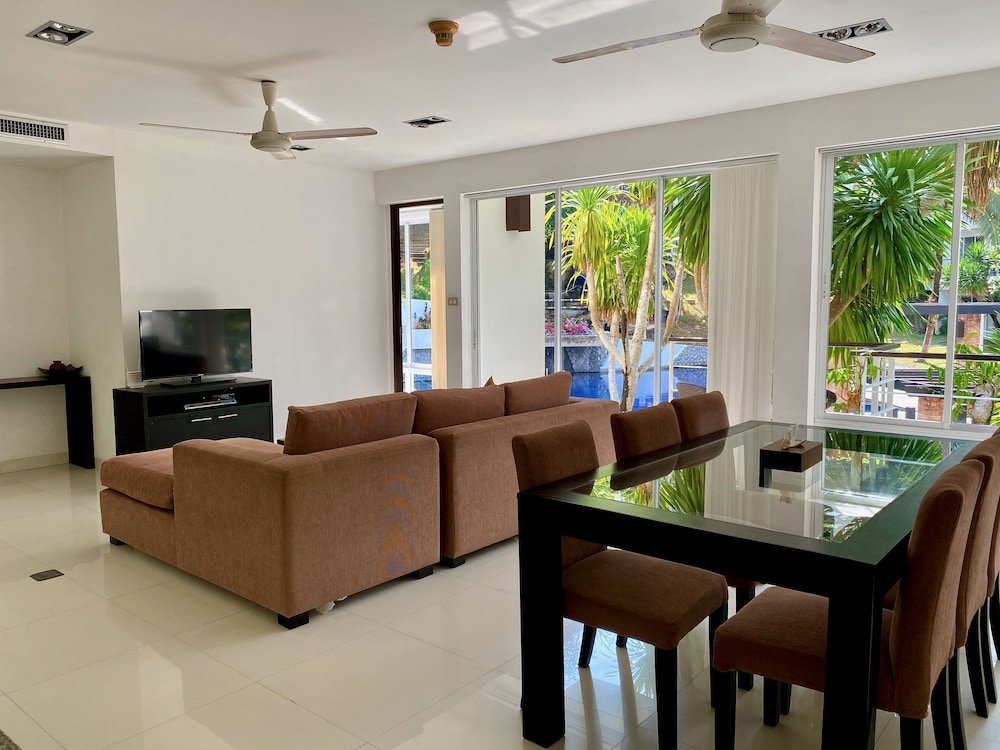 Кату: Kamala Hills 3 Bedroom Condo