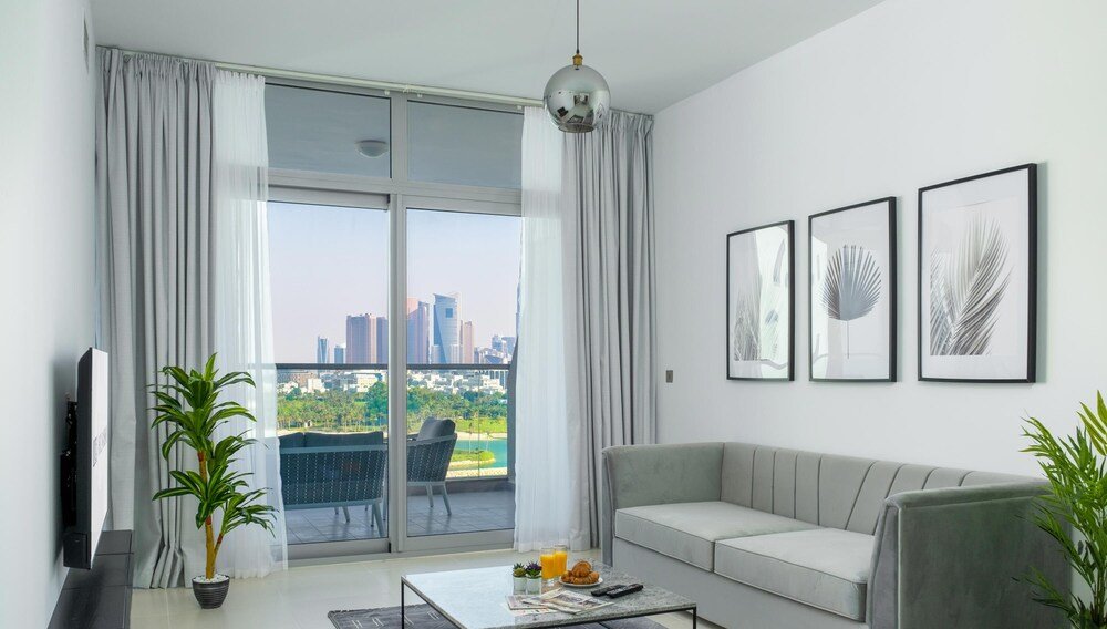 Дубай: LUX Holiday Home - Azure Residence 4