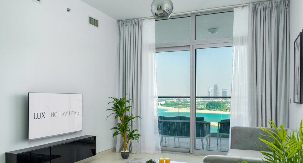 Дубай: LUX Holiday Home - Azure Residence 4