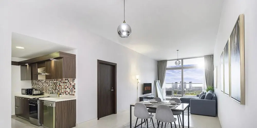 Дубай: LUX Holiday Home - Azure Residence 4
