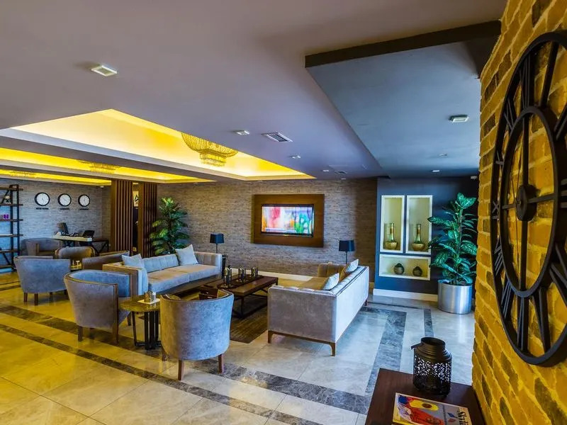 Йомра: Alesha Suite Hotel & Residence