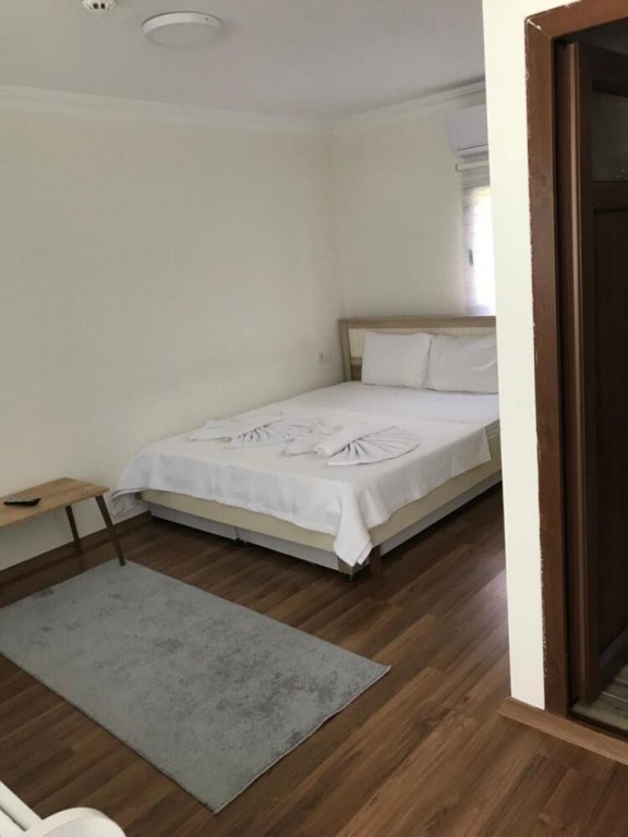 Термессос: Flat With Pool Surrounded by Nature in Konyaalti