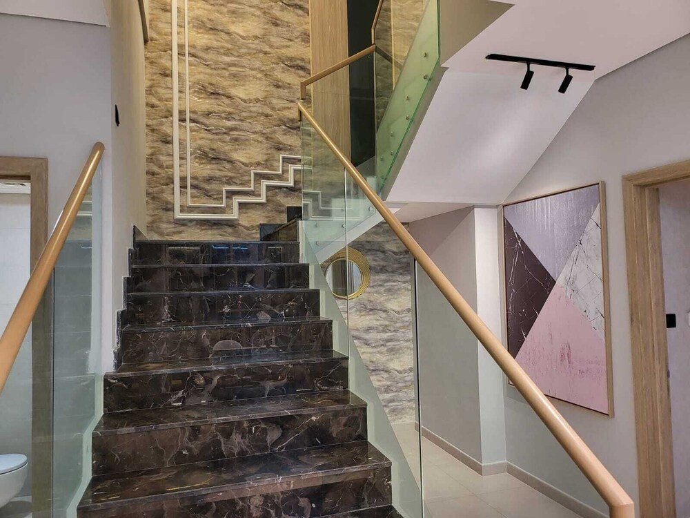 Дубай: Luxury Duplex Suite