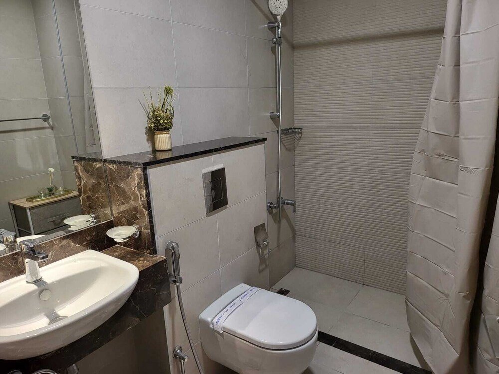 Дубай: Luxury Duplex Suite