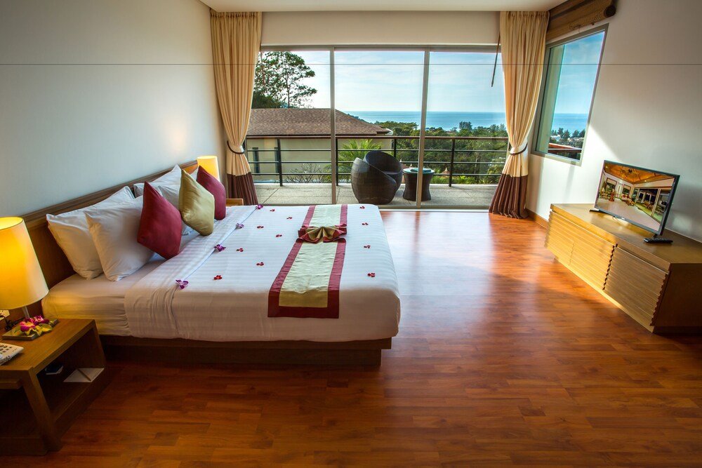 Кату: Tantawan villa 3BR