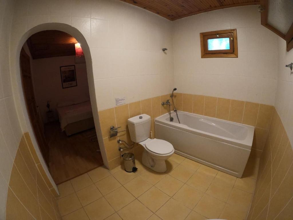 Дальян: Mulberry House