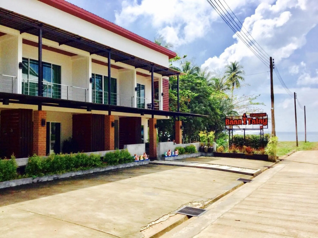 Чумпхон: Baan i Talay Chumphon บ้านไอทะเลชุมพร