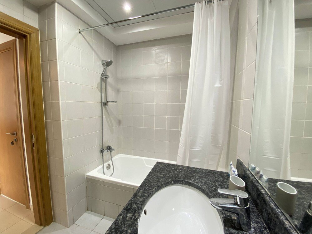 Дубай: Cozy Brand New 1BD-Business Bay- Burj Khalifa View