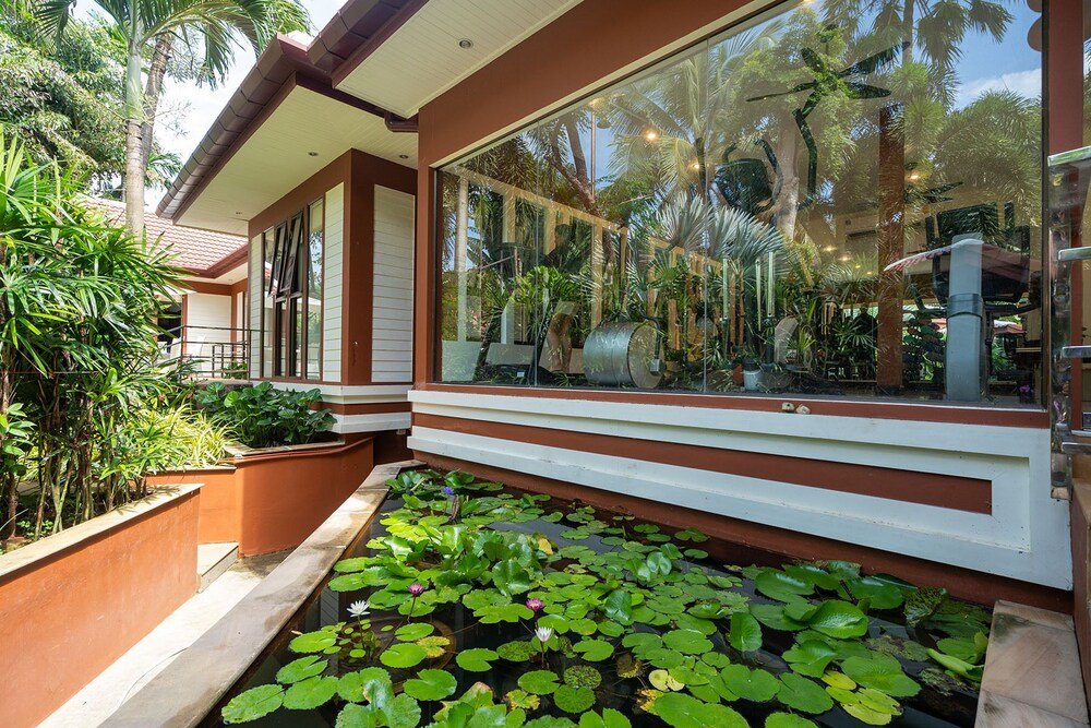 Тхаланг: Boutique Resort 5 Bedroom Pool Villa