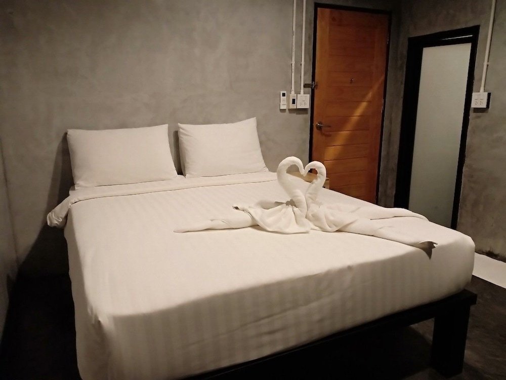 Накхонситхаммарат: Loftel @ Nakhon