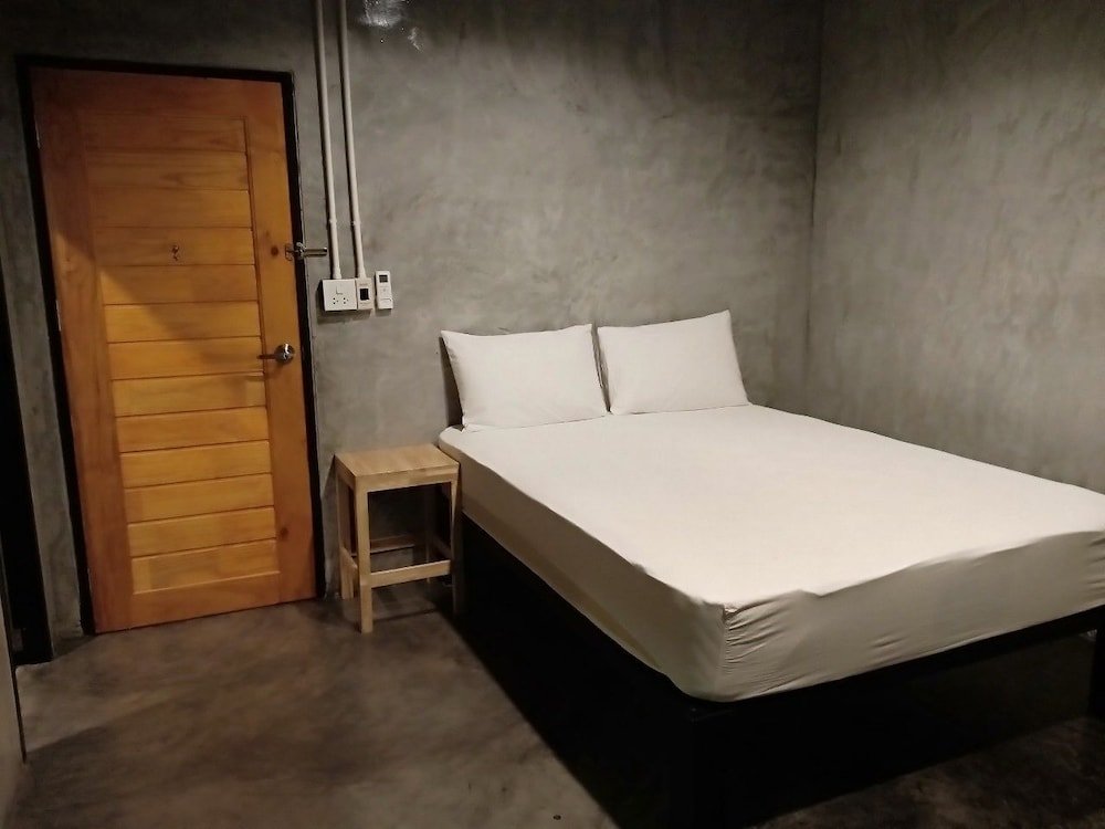 Накхонситхаммарат: Loftel @ Nakhon