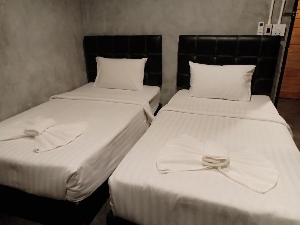 Накхонситхаммарат: Loftel @ Nakhon